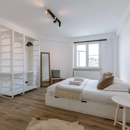 Oom-be-ost-wars-3 Apartamento